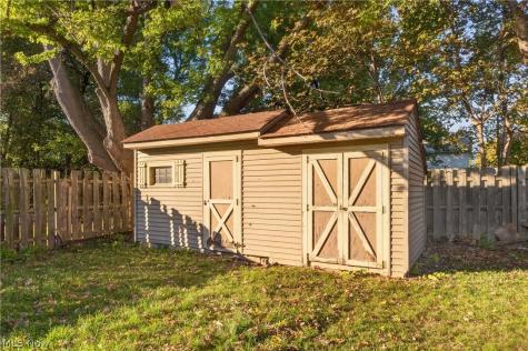 1222 W 6th Street Lorain OH 44052