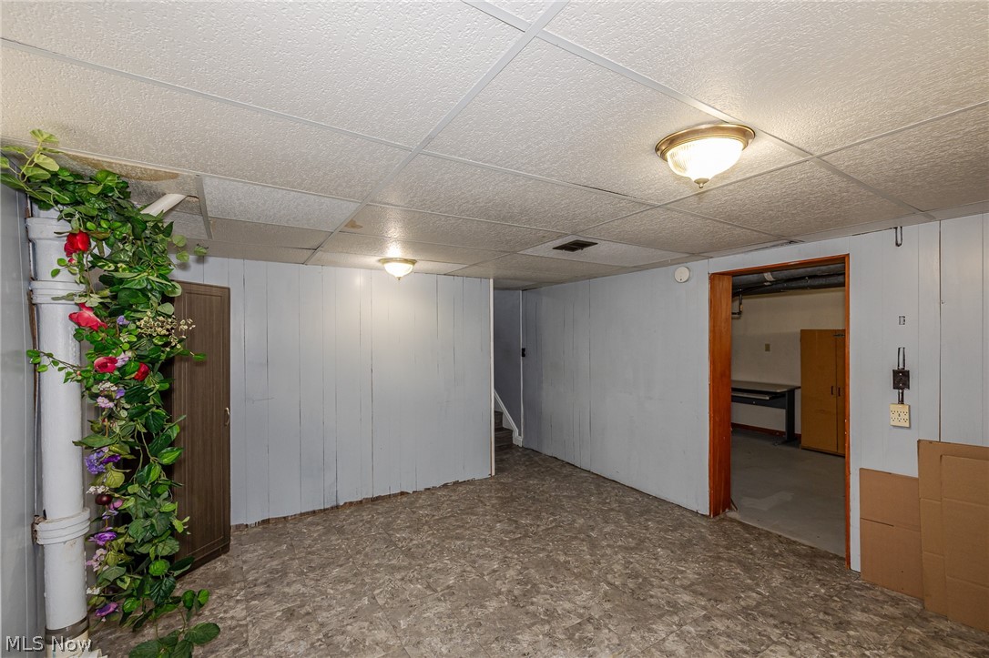 2717 Tuxedo Avenue Parma OH 44134