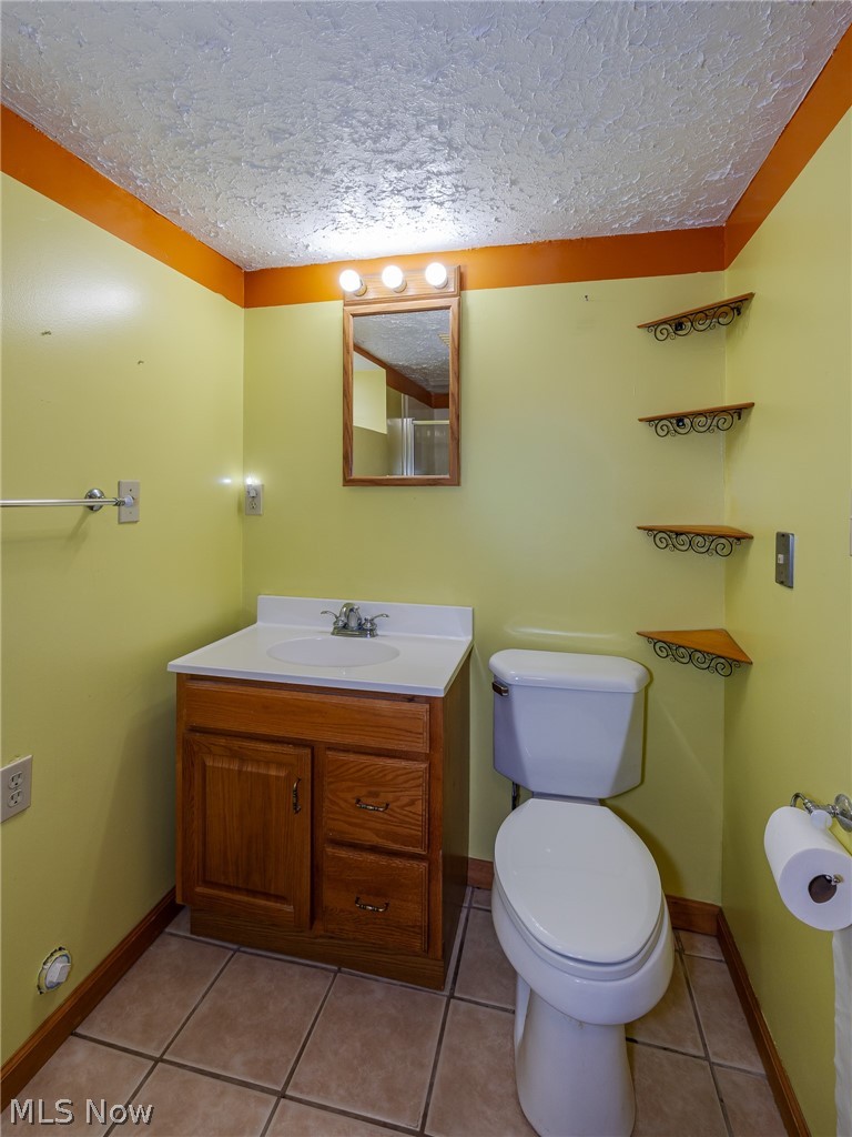 2717 Tuxedo Avenue Parma OH 44134