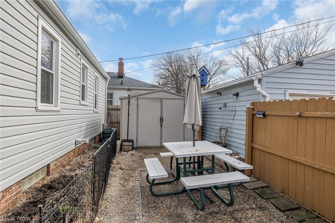 2717 Tuxedo Avenue Parma OH 44134