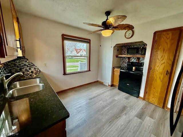 2717 Tuxedo Avenue Parma OH 44134