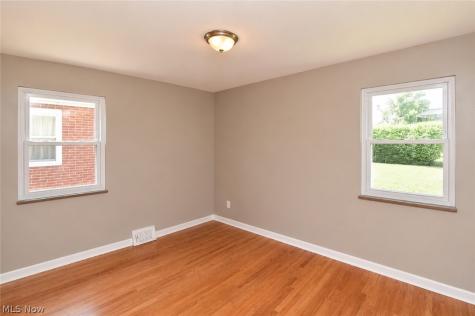 5250 E 135th Street Garfield Heights OH 44125