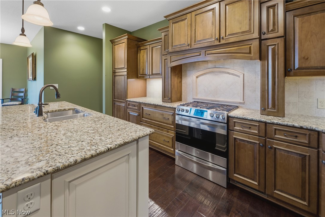 9288 Columbus Road NE Louisville OH 44641