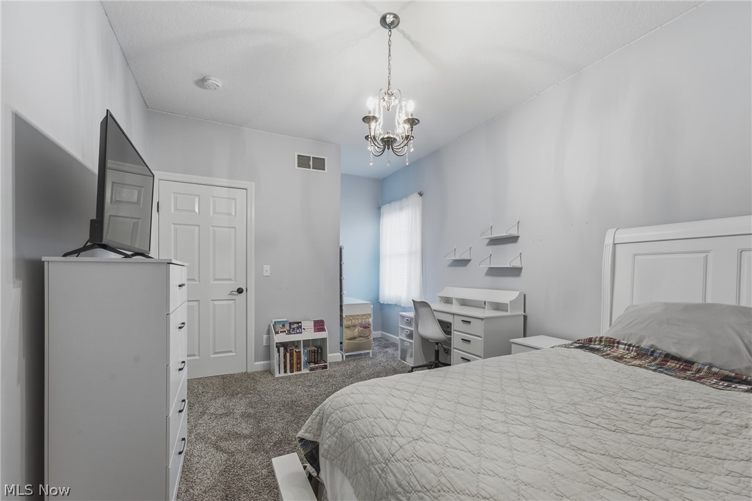 9288 Columbus Road NE Louisville OH 44641