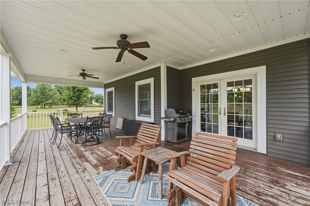 9288 Columbus Road NE Louisville OH 44641