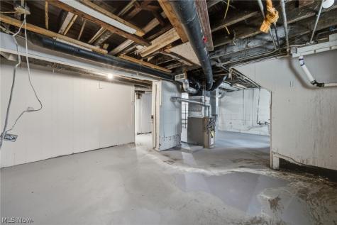 4256 W 22nd Street Cleveland OH 44109