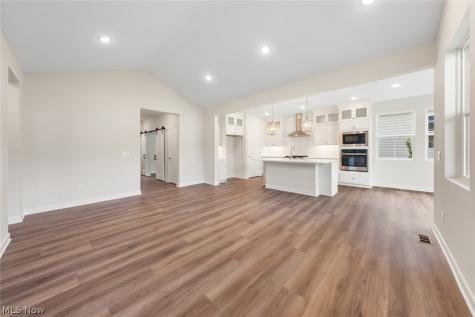 2440 Merriment Drive Elyria OH 44035