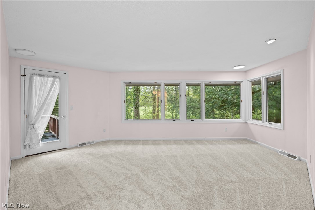 17571 Merry Oaks Trail Chagrin Falls OH 44023