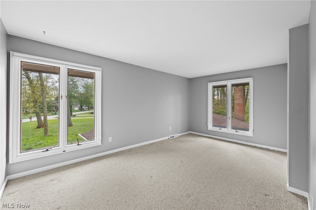 17571 Merry Oaks Trail Chagrin Falls OH 44023