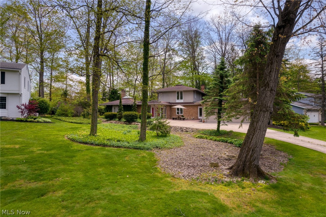 17571 Merry Oaks Trail Chagrin Falls OH 44023