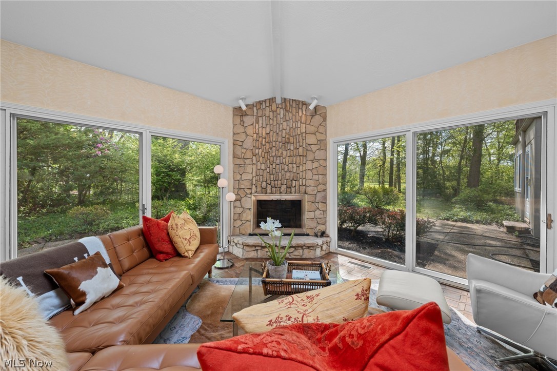 17571 Merry Oaks Trail Chagrin Falls OH 44023
