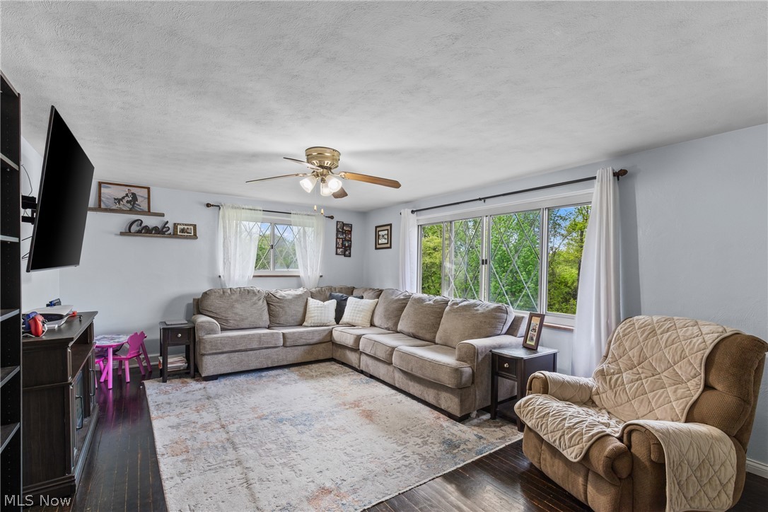 942 Overlook Drive Wintersville OH 43953