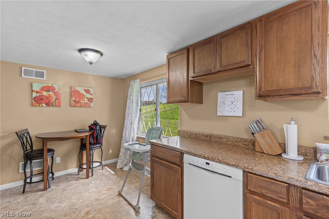 942 Overlook Drive Wintersville OH 43953