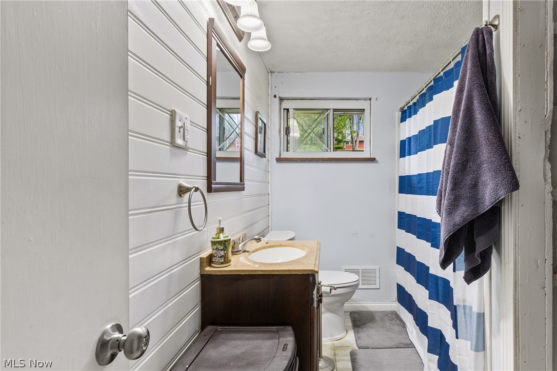 942 Overlook Drive Wintersville OH 43953