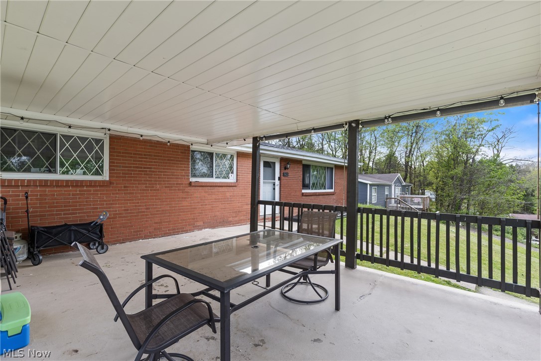 942 Overlook Drive Wintersville OH 43953