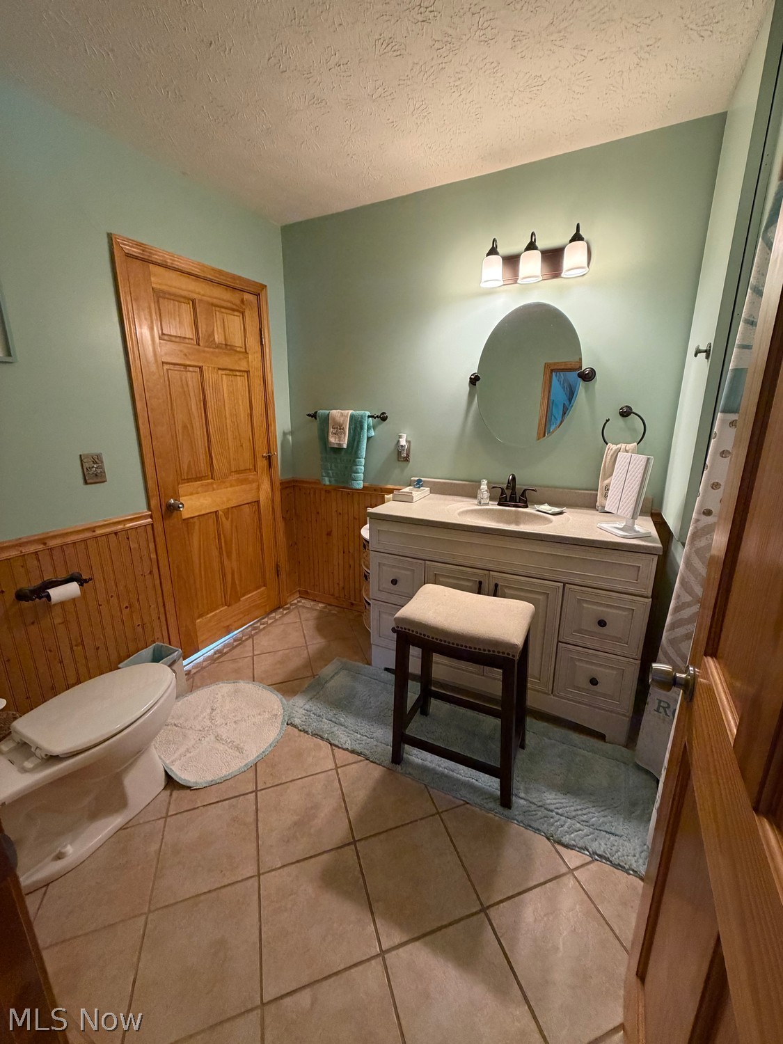 1048 Riverside Drive Vermilion OH 44089