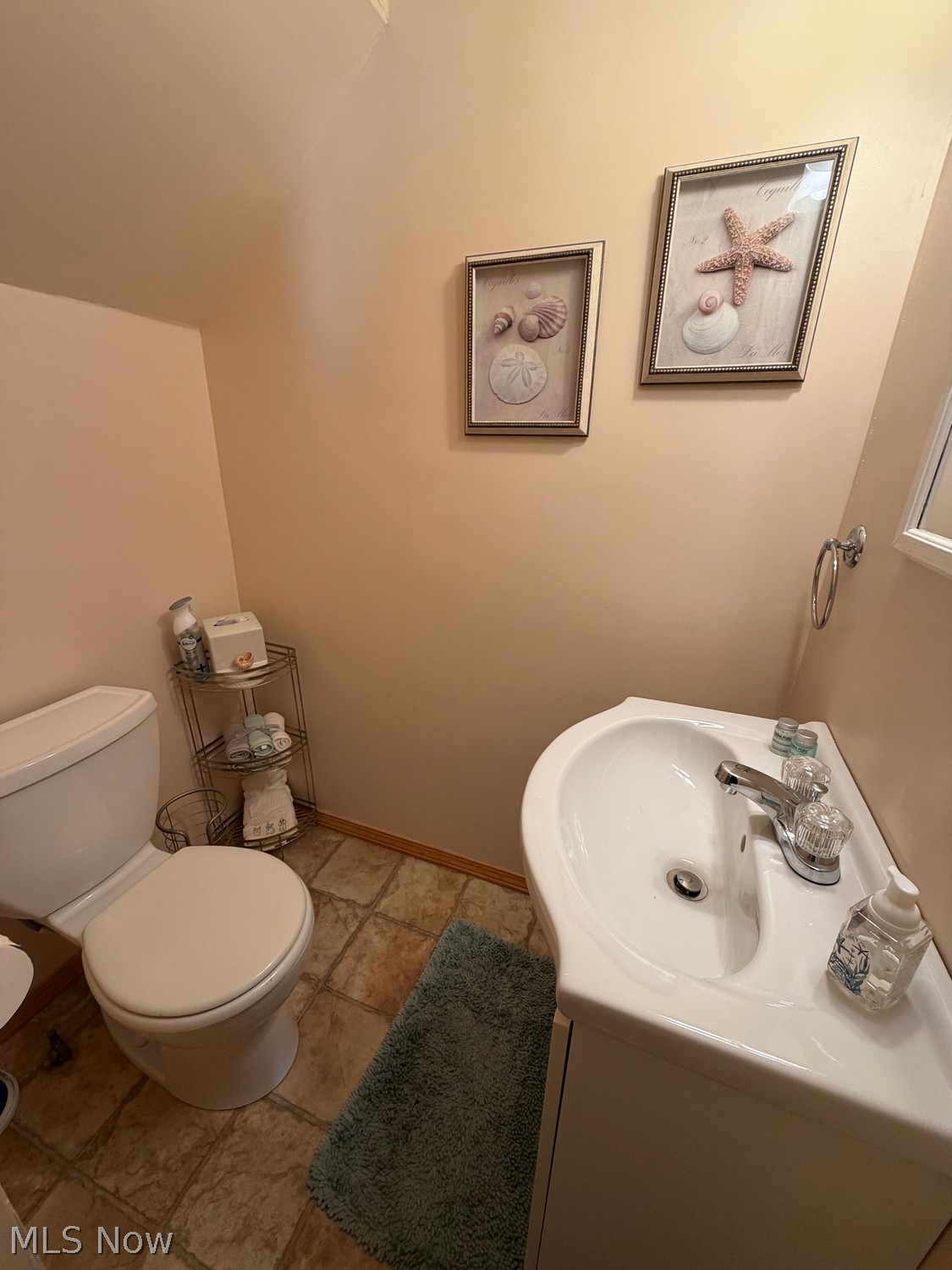 1048 Riverside Drive Vermilion OH 44089