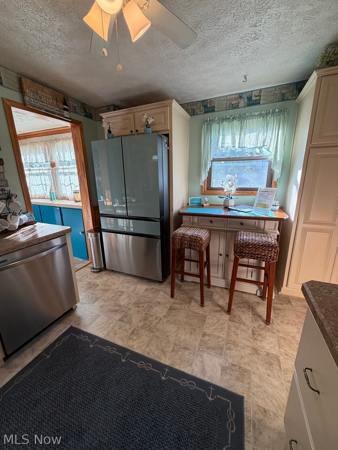 1048 Riverside Drive Vermilion OH 44089
