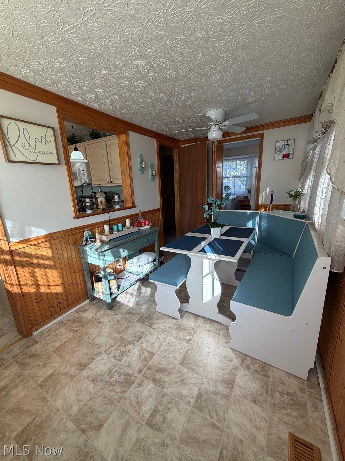 1048 Riverside Drive Vermilion OH 44089