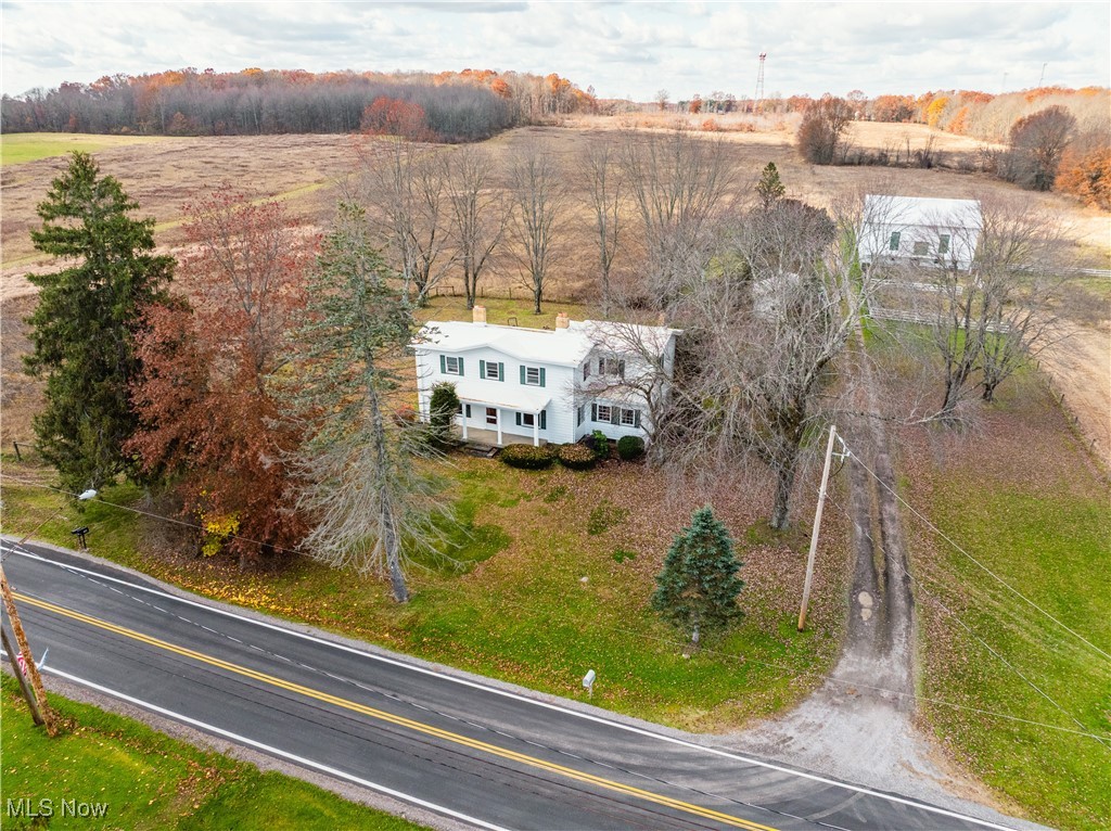 1520 Bedford Road Lowellville OH 44436