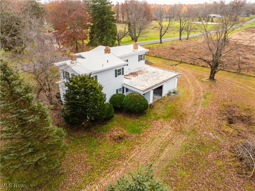 1520 Bedford Road Lowellville OH 44436