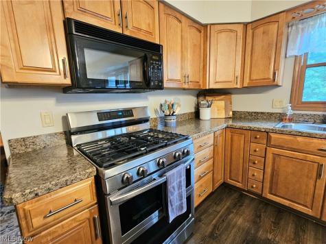 1480 Lourdes Drive Parma OH 44134