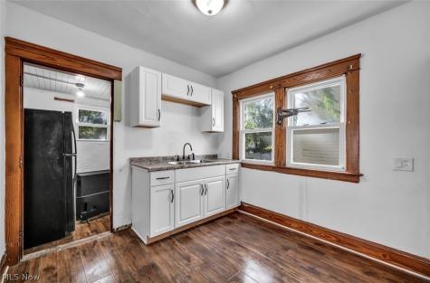 10108 Benham Avenue Cleveland OH 44105