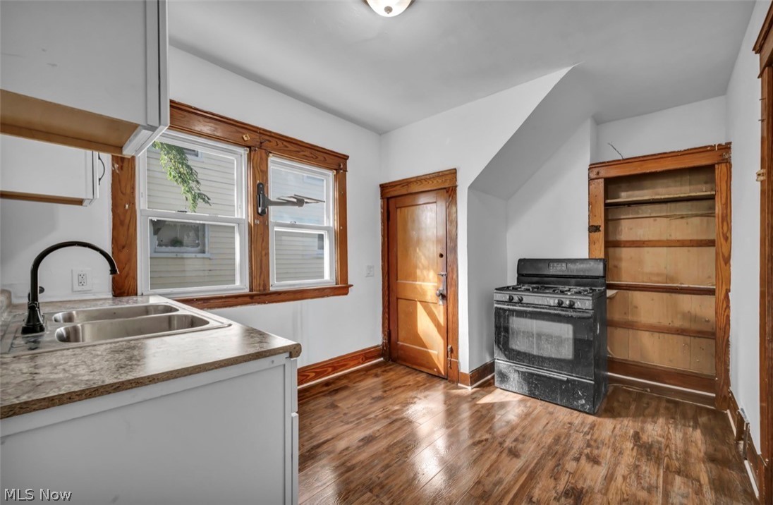 10108 Benham Avenue Cleveland OH 44105