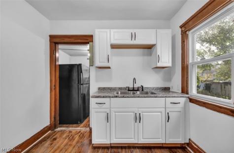10108 Benham Avenue Cleveland OH 44105