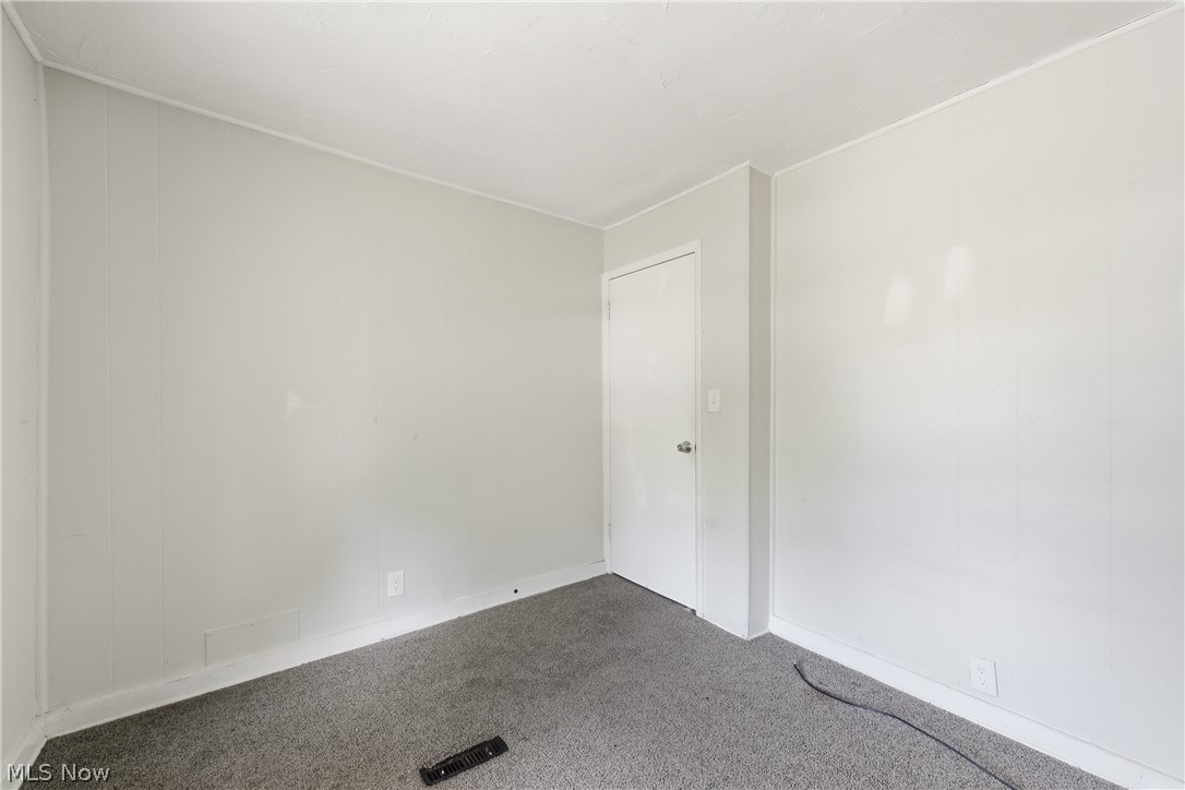 5838 Portage Avenue Cleveland OH 44127