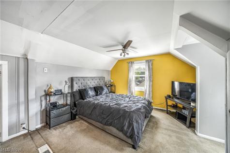 14611 Krems Avenue Maple Heights OH 44137