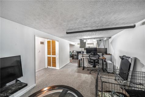 14611 Krems Avenue Maple Heights OH 44137