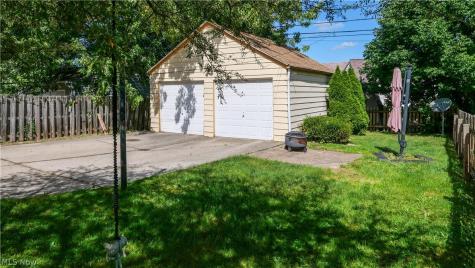 14611 Krems Avenue Maple Heights OH 44137