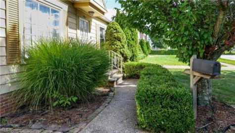 14611 Krems Avenue Maple Heights OH 44137