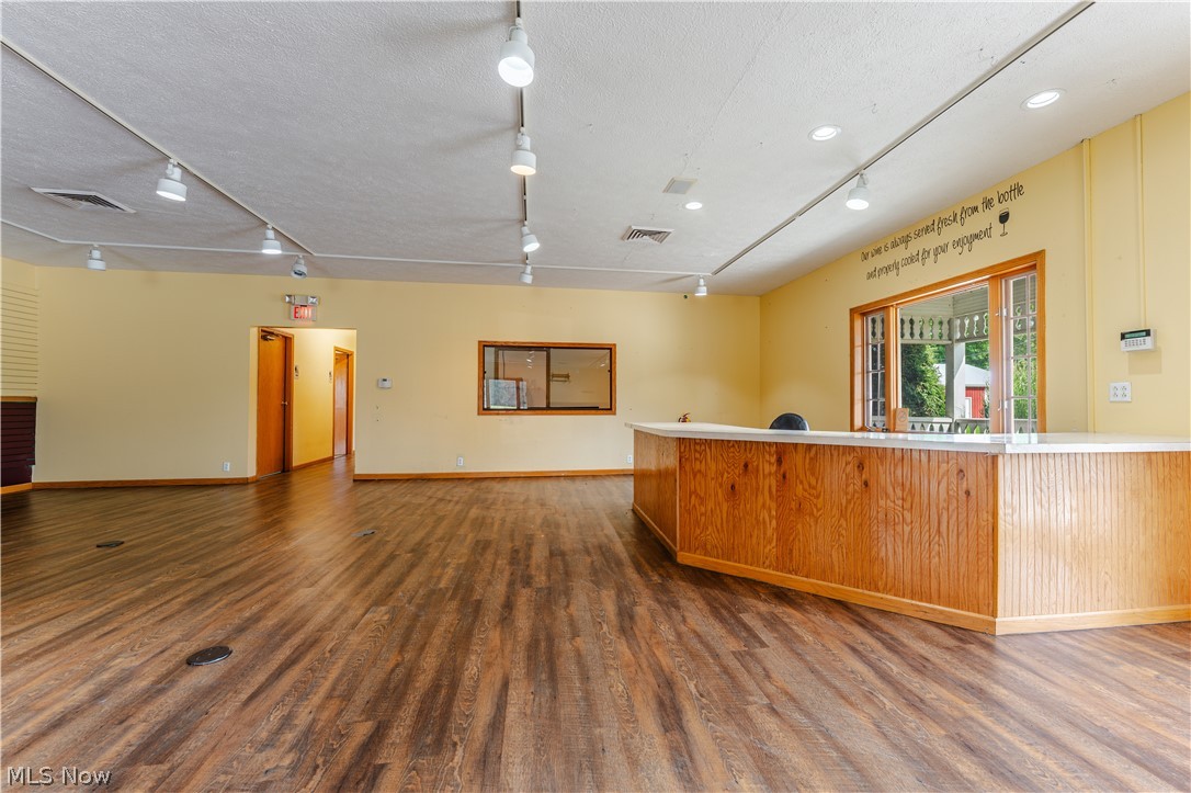 4915 Old Route 39 NW Dover OH 44622