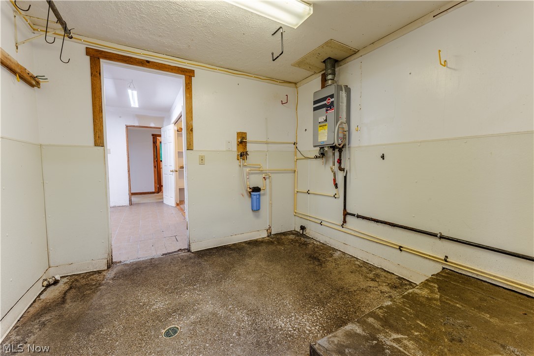 4915 Old Route 39 NW Dover OH 44622
