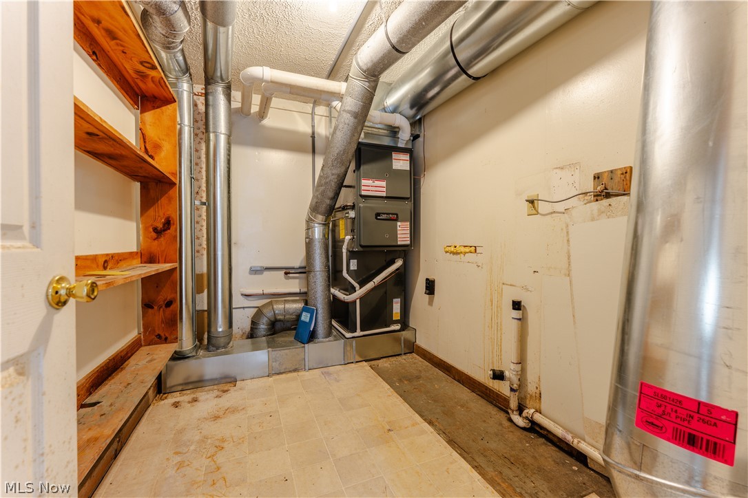 4915 Old Route 39 NW Dover OH 44622