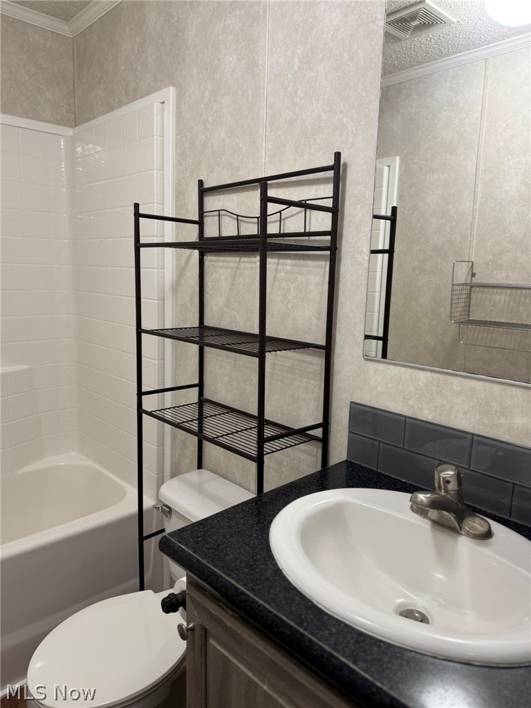 6835 Richmond Road Glenwillow OH 44139