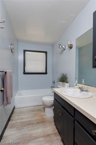 4734 Township Road 613 Fredericksburg OH 44628