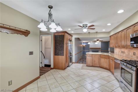 7350 Ames Road Parma OH 44129