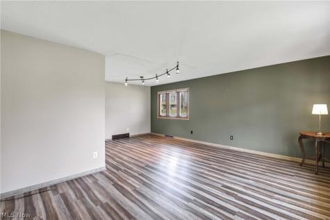 7350 Ames Road Parma OH 44129