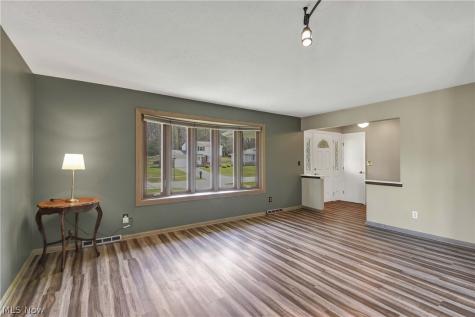 7350 Ames Road Parma OH 44129