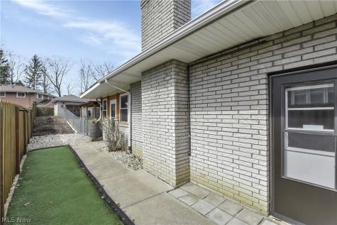 7350 Ames Road Parma OH 44129