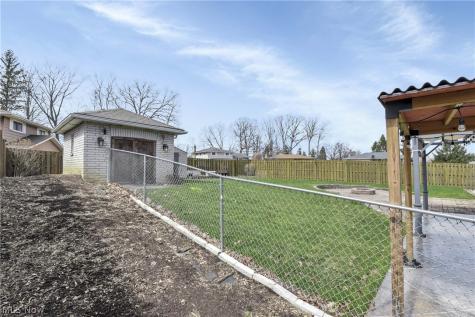 7350 Ames Road Parma OH 44129