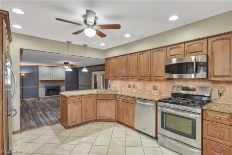 7350 Ames Road Parma OH 44129