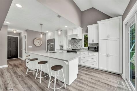 188 W Sturbridge Drive Medina OH 44256