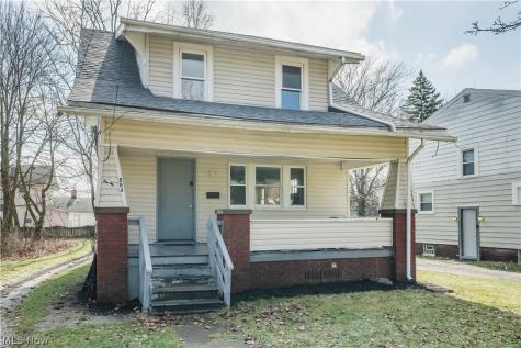 884 Lovers Lane Akron OH 44306