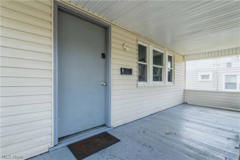 884 Lovers Lane Akron OH 44306