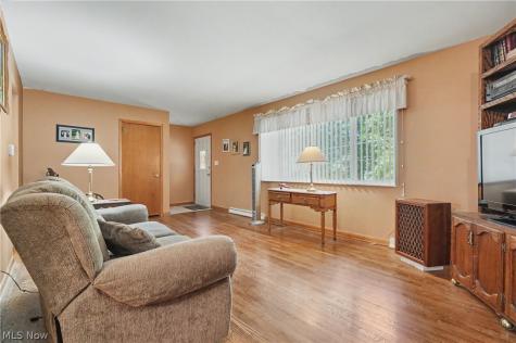 3087 Tower Hill Drive Akron OH 44319