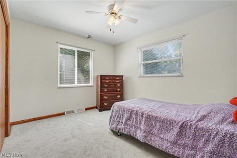 3087 Tower Hill Drive Akron OH 44319